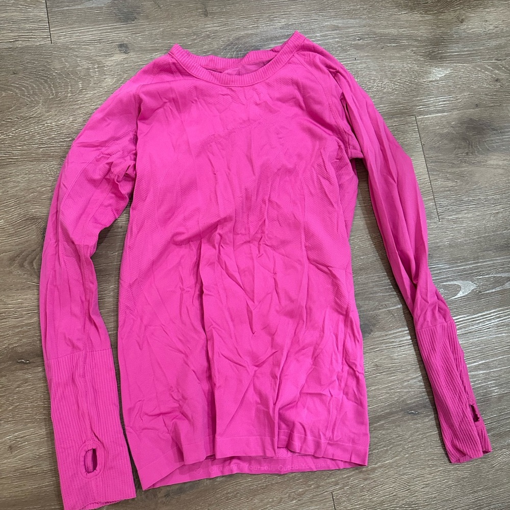 Women’s Hot Pink Workout Top